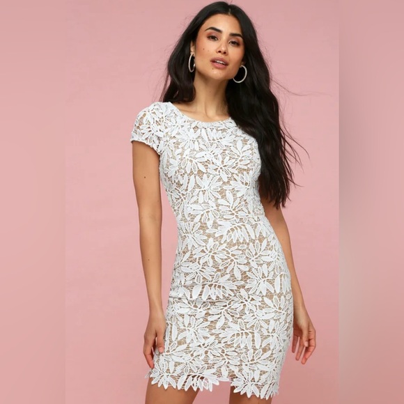 Lulu’s white lace dress.  size- XL - Picture 1 of 3